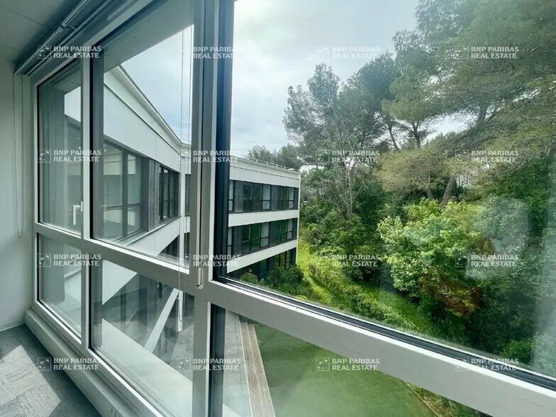 Bureau dans Biot à louer - Photo de l’immeuble – Image 3 sur 28