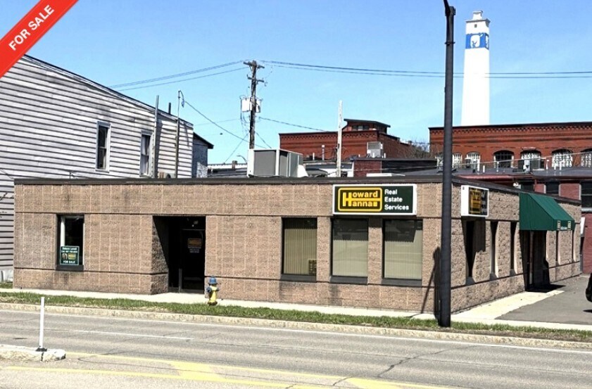 71-73 Denison Pky W, Corning, NY à louer - Photo principale – Image 1 sur 1