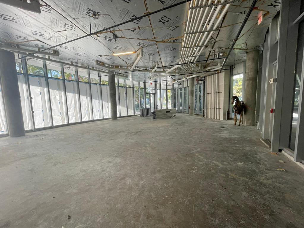 1 Collins Ave, Miami Beach, FL à louer Photo intérieure– Image 1 sur 12