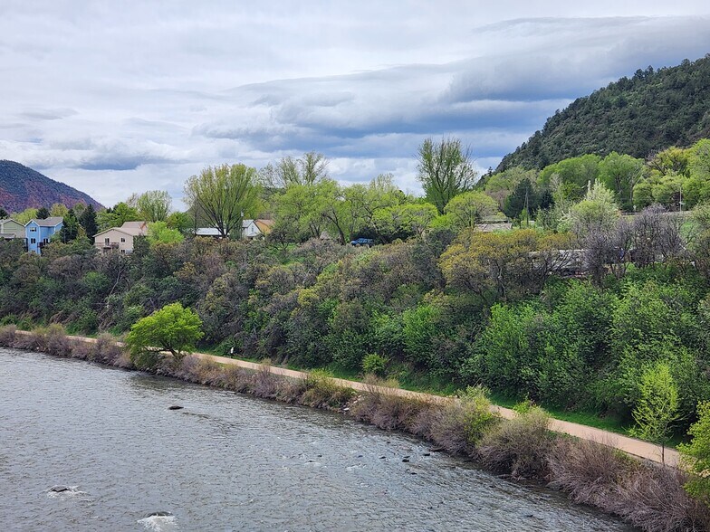 102 County Road 156, Glenwood Springs, CO à vendre - Photo principale – Image 2 sur 12