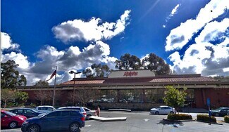 Plus de détails pour 25098 Marguerite Pkwy, Mission Viejo, CA - Local commercial à louer