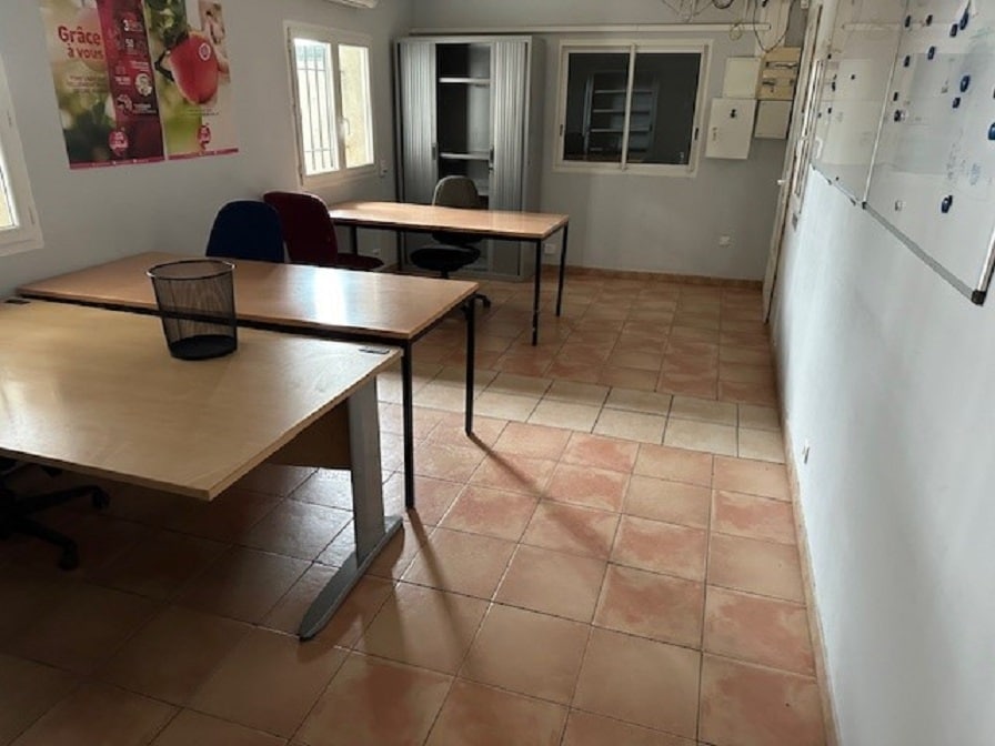 2822 Chemin De La Tour, Cavaillon à louer Photo intérieure– Image 1 sur 3