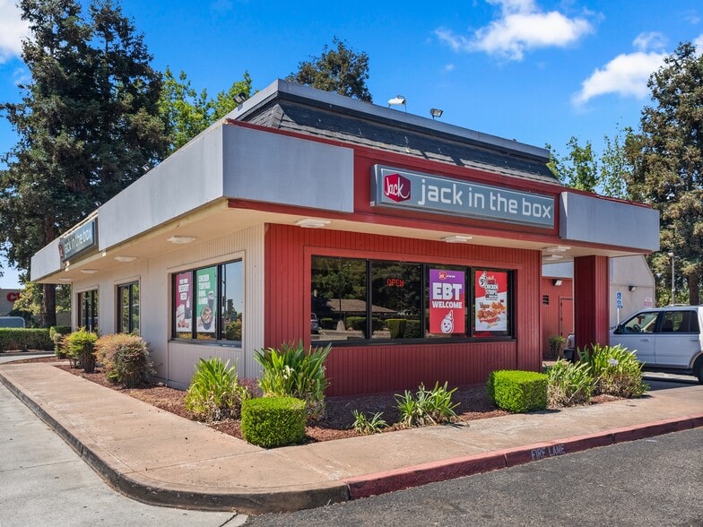 46351 Mission Blvd, Fremont, CA à vendre - Photo de l’immeuble – Image 3 sur 9