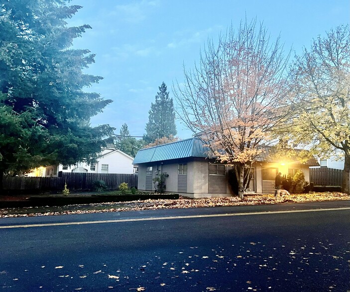 3004 SE 50th Ave, Portland, OR à vendre - Photo de l’immeuble – Image 3 sur 6