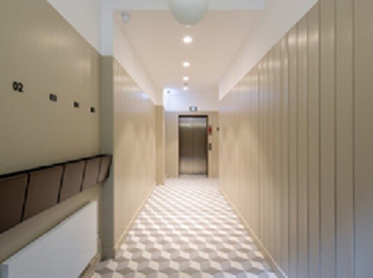 18 Wells St, Londres à louer - Photo de l’immeuble – Image 3 sur 5