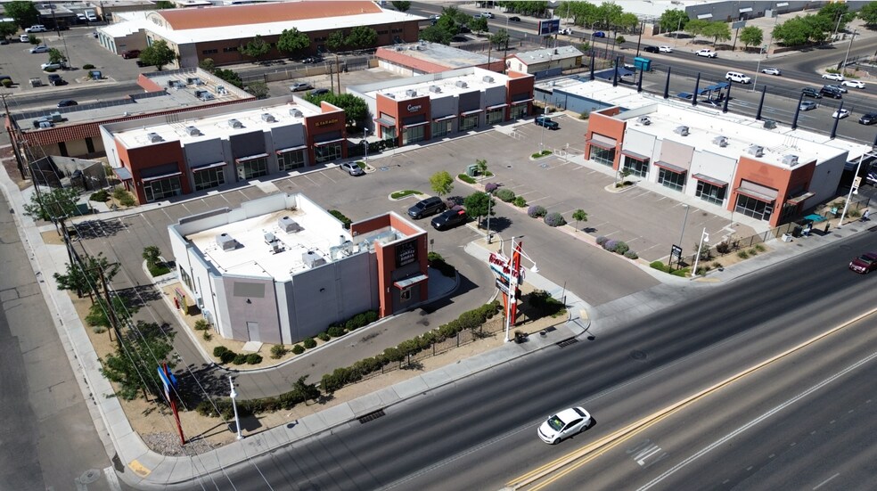 5400 Central Ave SE, Albuquerque, NM à louer - Photo de l’immeuble – Image 2 sur 14
