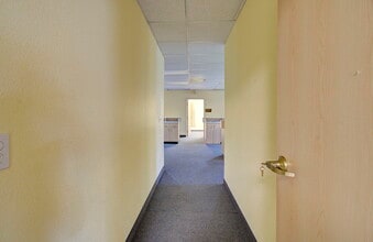 406 SE 131st Ave, Vancouver, WA à louer Photo intérieure– Image 2 sur 26