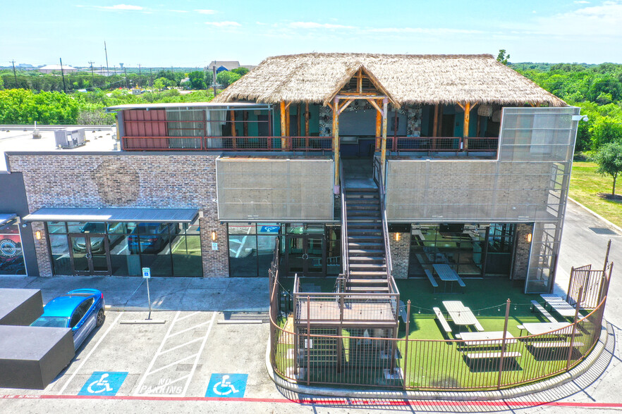 7280 UTSA Blvd, San Antonio, TX à louer - Photo de l’immeuble – Image 3 sur 28