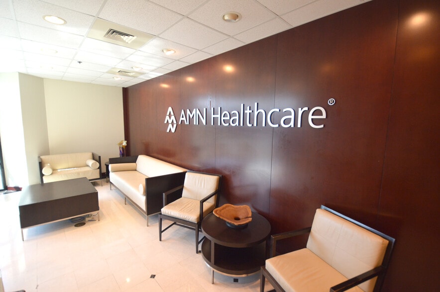 2810 16th St, Hickory, NC à louer - Photo intérieure – Image 3 sur 20