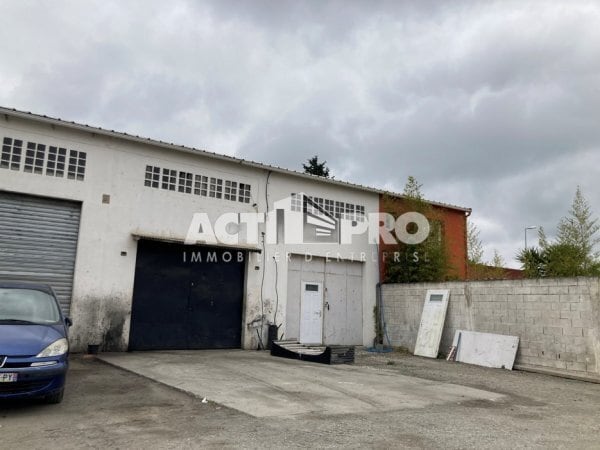 Industriel/Logistique dans Perpignan à louer Photo de l’immeuble– Image 1 sur 5
