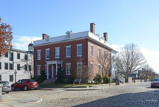 Plus de détails pour 30-32 William St, New Bedford, MA - Bureau à vendre