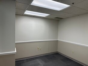 498 Palm Springs Dr, Altamonte Springs, FL à louer Photo intérieure– Image 2 sur 4