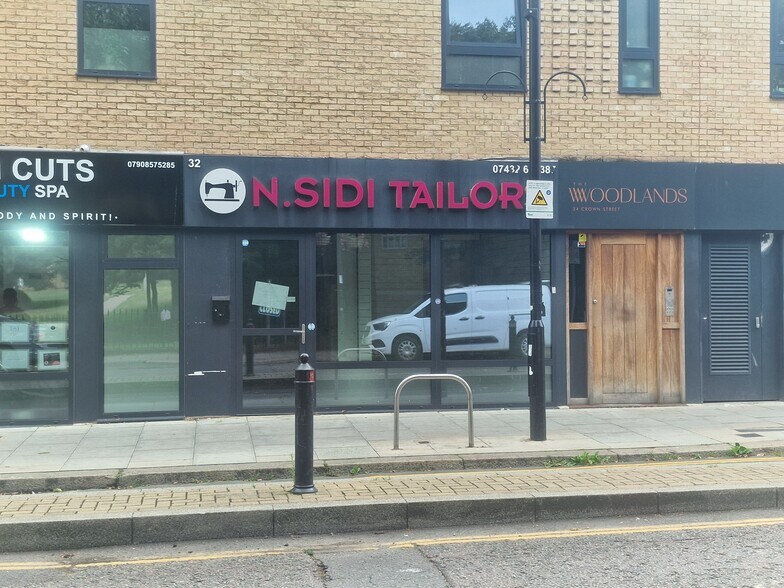 32 Crown Street, Londres à louer - Photo de l’immeuble – Image 1 sur 1