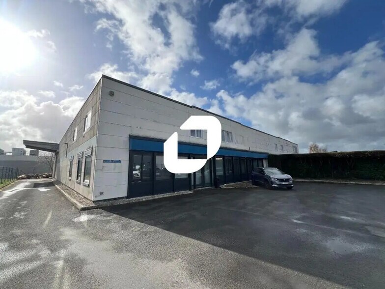 Bureau dans Fretin à louer - Photo de l’immeuble – Image 1 sur 10