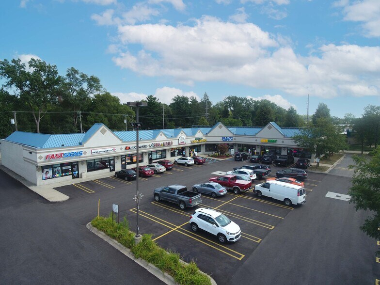 22500-22590 Telegraph Rd, Southfield, MI à louer - Photo principale – Image 1 sur 2