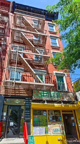 303 W 116th St, New York, NY à vendre - Photo de l’immeuble – Image 2 sur 7