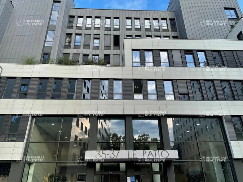 Bureau dans Villeurbanne à louer - Photo de l’immeuble – Image 1 sur 19