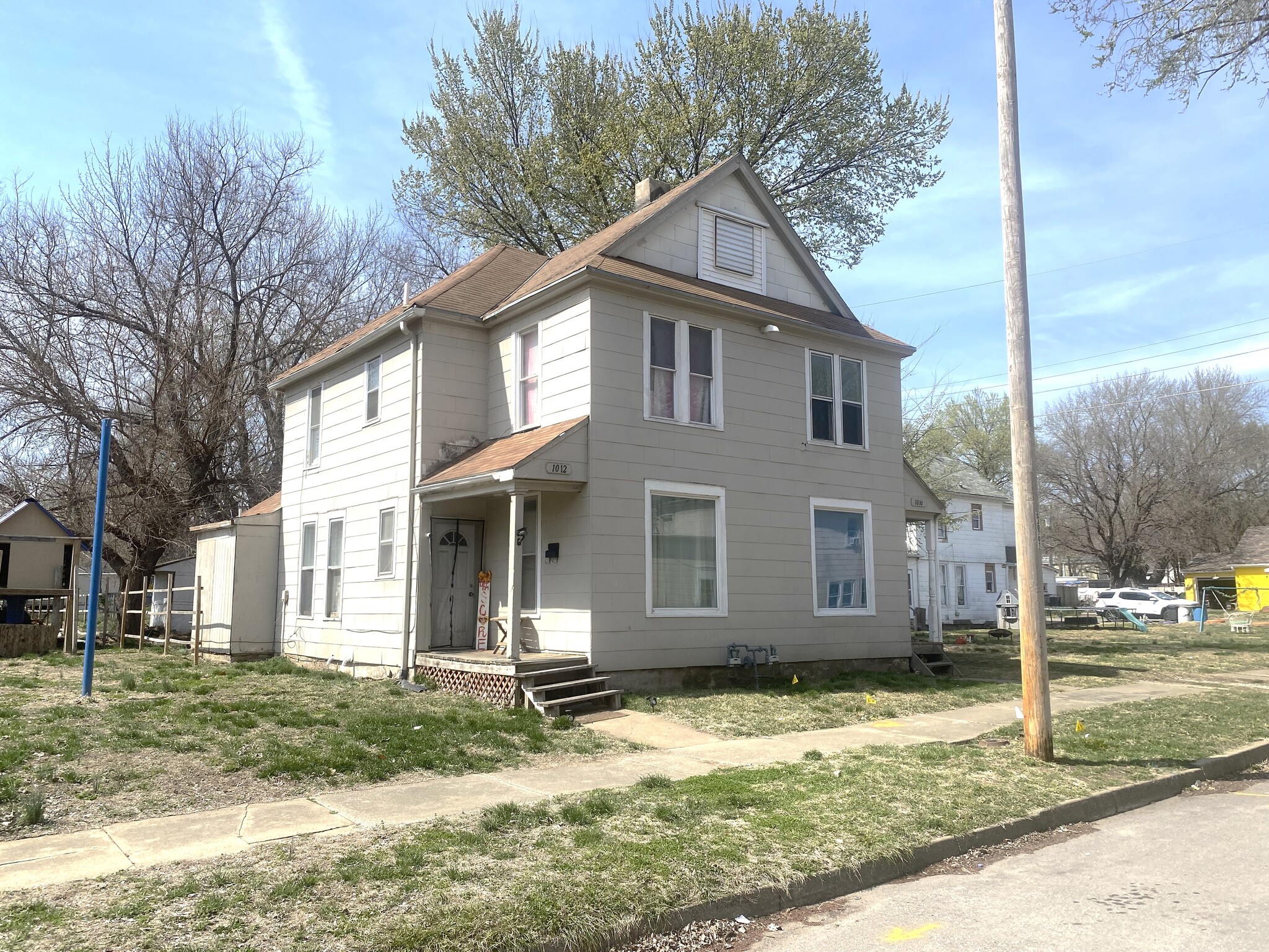 1010 S 18th St, Saint Joseph, MO à vendre Photo principale– Image 1 sur 4