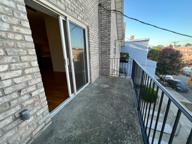 Balcom Ave portefeuille de 1 biens à vendre sur LoopNet.fr - Photo de l’immeuble – Image 2 sur 5