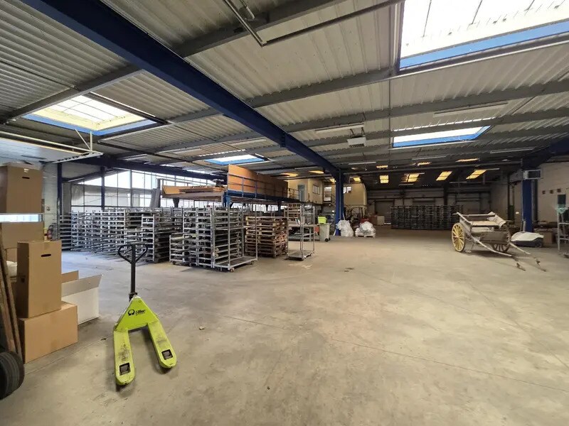 Industriel/Logistique dans Beaucouzé à vendre Photo intérieure– Image 1 sur 6