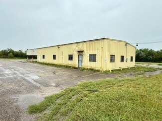 Plus de détails pour 520 S Gulf St, Alice, TX - Industriel/Logistique à vendre