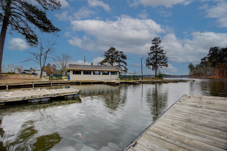 8726 Jackson Lake Rd, Monticello, GA à vendre - Photo de l’immeuble – Image 2 sur 9