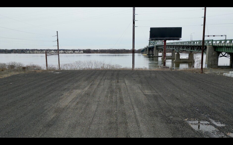 6425 New State Rd, Philadelphia, PA à vendre - Photo de l’immeuble – Image 2 sur 21