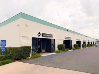Plus de détails pour 1501-1515 W Alton Ave, Santa Ana, CA - Industriel/Logistique à louer