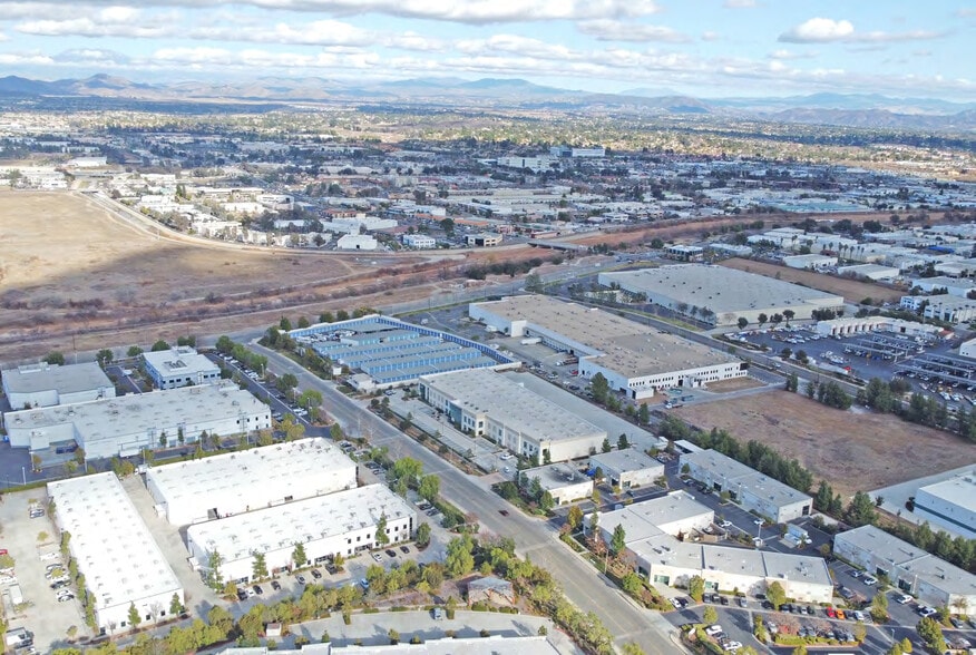 42006 Remington Ave, Temecula, CA à louer - Aérien – Image 3 sur 5
