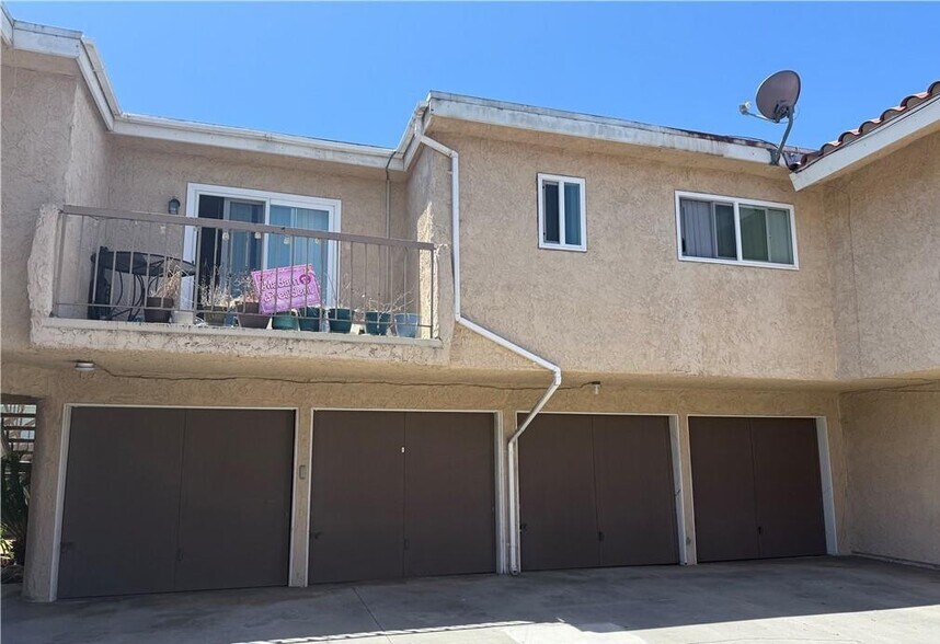 16662 Blanton St, Huntington Beach, CA à vendre - Photo de l’immeuble – Image 3 sur 14