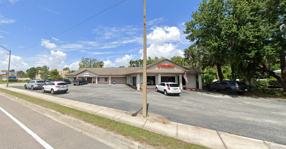 100 W Burleigh Blvd, Tavares, FL à vendre - Photo de l’immeuble – Image 2 sur 2