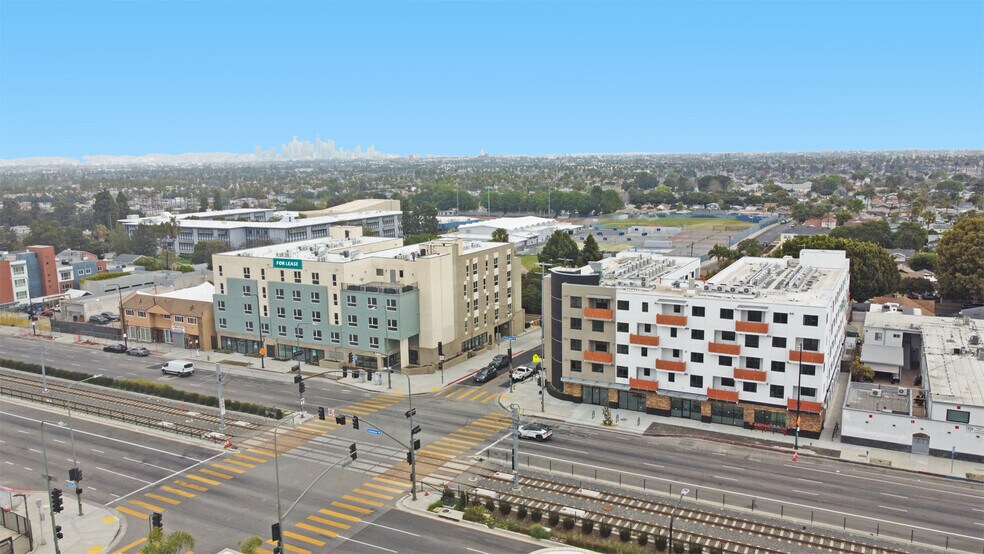 5144 Crenshaw Blvd, Los Angeles, CA à louer - Photo de l’immeuble – Image 1 sur 6