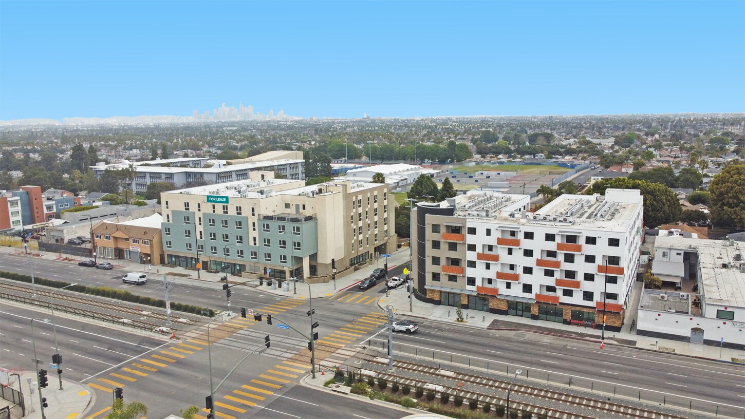 5144 Crenshaw Blvd, Los Angeles, CA à louer Photo de l’immeuble– Image 1 sur 7