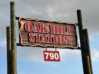 Plus de détails pour 790 N US Highway 1, Oak Hill, FL - Industriel/Logistique à louer