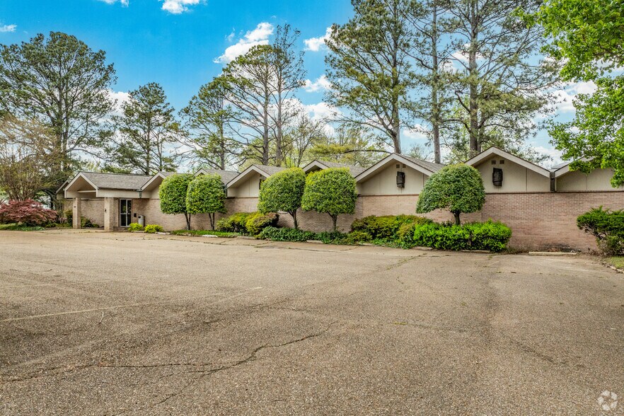 1312 Bishop St, Union City, TN à vendre - Photo de l’immeuble – Image 3 sur 16