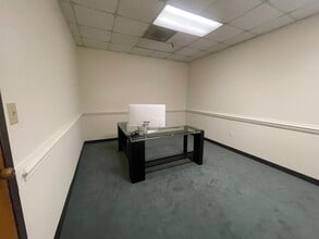 1701 Sunset Ave, Rocky Mount, NC à vendre Photo intérieure– Image 2 sur 4