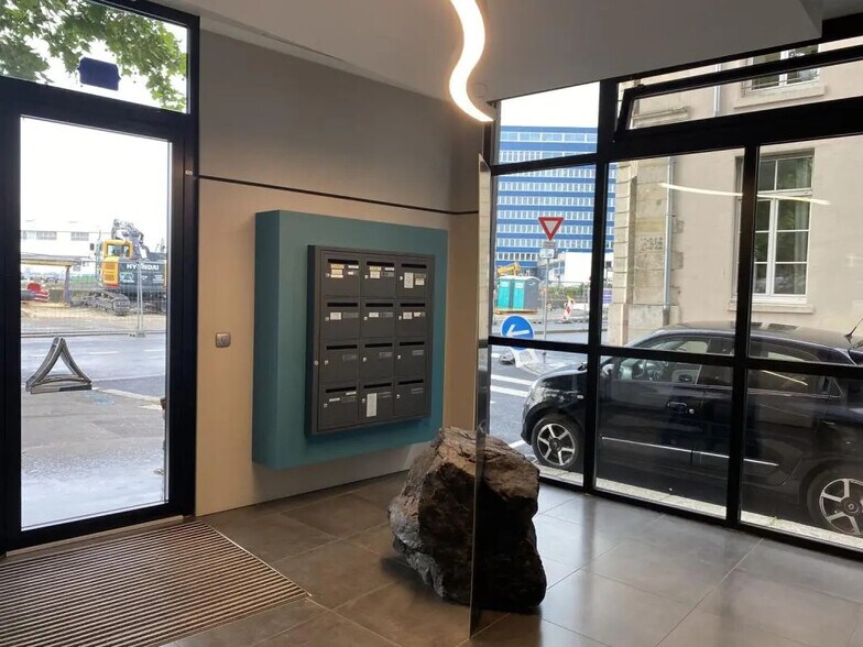 Bureau dans Le Havre à louer - Hall d’entrée – Image 2 sur 8