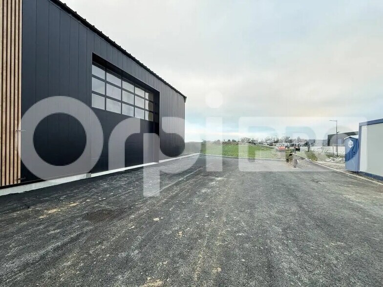 Local d’activités dans Le Havre à louer - Photo de l’immeuble – Image 2 sur 6