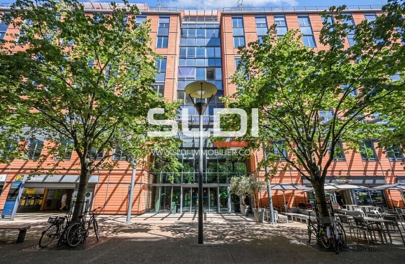 34 Quai Charles De Gaulle, Lyon à louer - Photo de l’immeuble – Image 2 sur 5