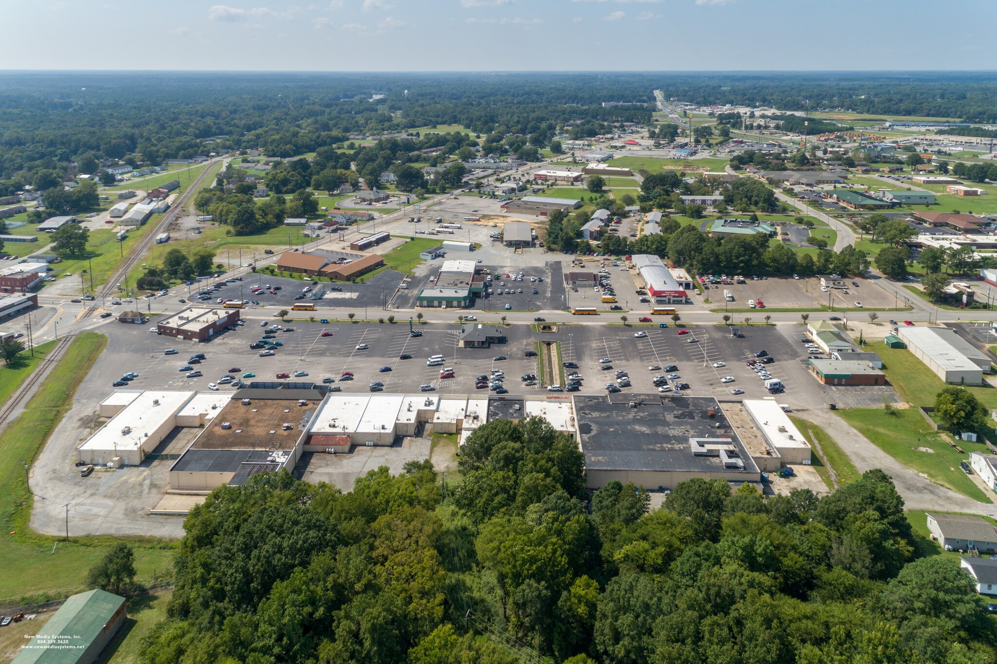 538 N Main St, Emporia, VA à louer Photo principale– Image 1 sur 21