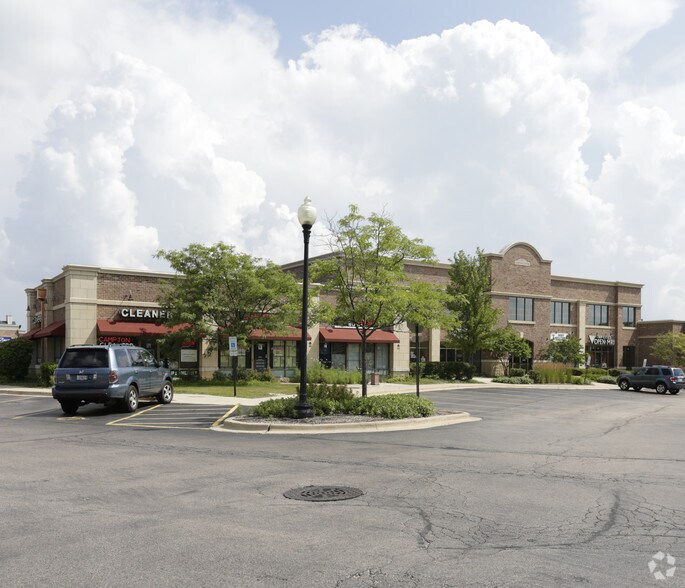 40W222 Lafox Rd, St Charles, IL à louer - Photo de l’immeuble – Image 2 sur 3