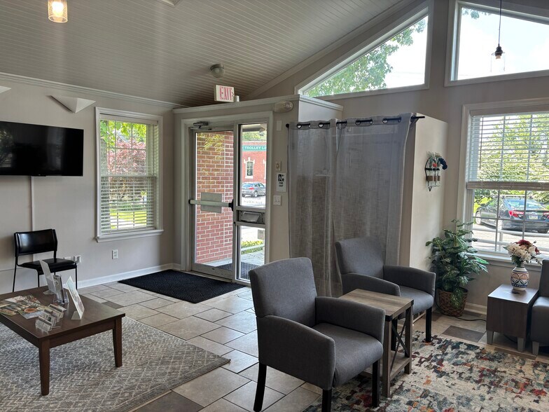53 W Brandt Blvd, Salunga, PA à louer - Photo de l’immeuble – Image 2 sur 16