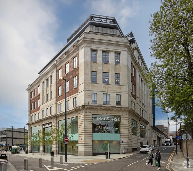 The Headrow, Leeds à louer - Photo de l’immeuble – Image 3 sur 12