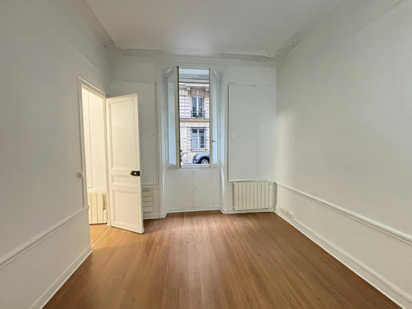 3 Rue De Copenhague, Paris à louer Photo intérieure– Image 1 sur 6