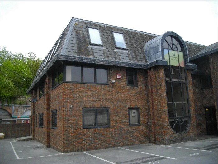 Newgate Ln, Fareham à louer Photo de l’immeuble– Image 1 sur 4