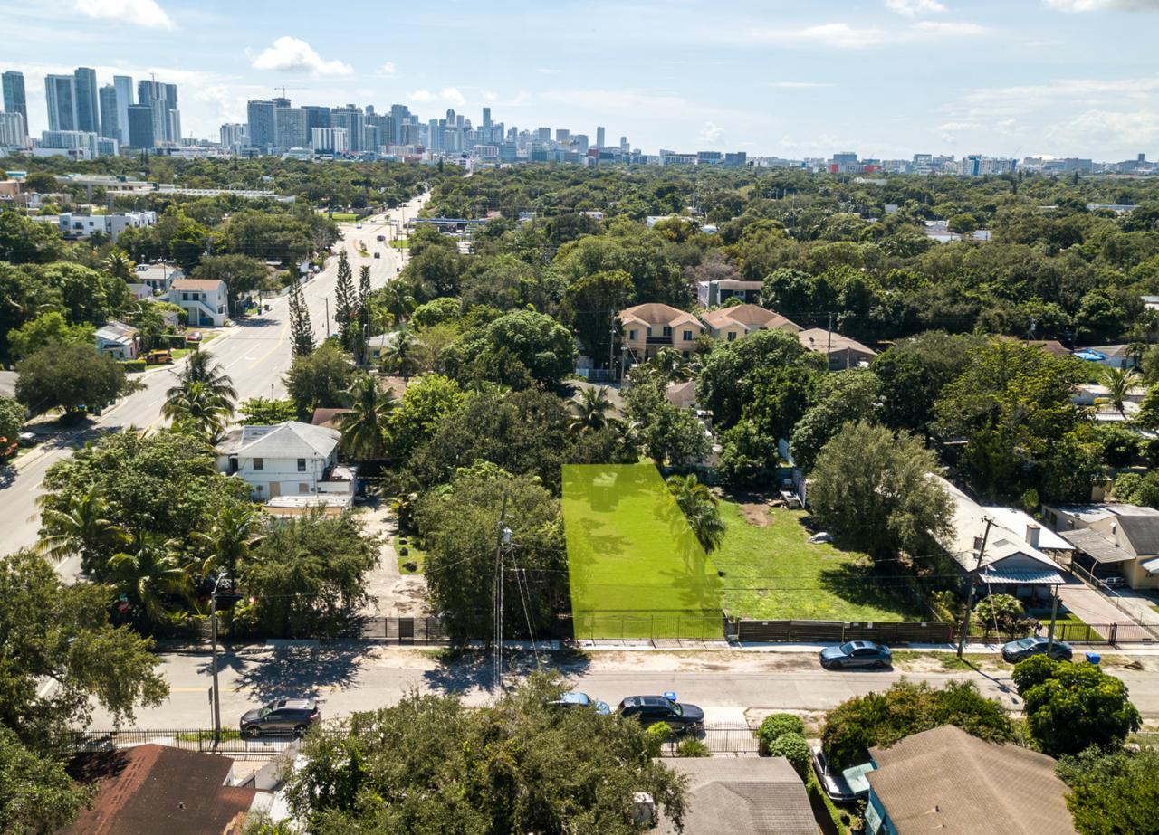 24 NW 58 Street, Miami, FL à vendre Aérien– Image 1 sur 3