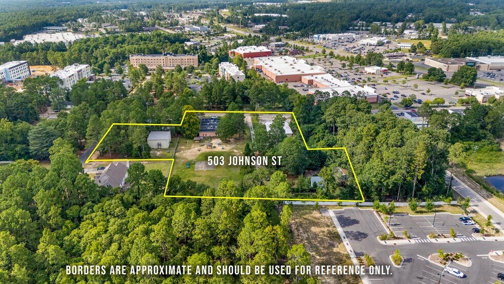 503 Johnson St, Aberdeen, NC à vendre - Photo de l’immeuble – Image 1 sur 52