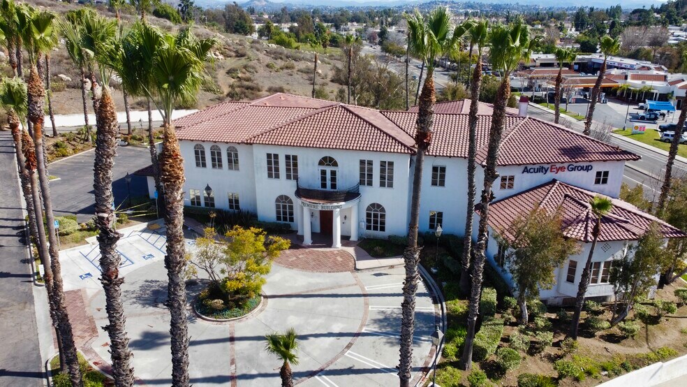 700 W El Norte Pky, Escondido, CA à louer - Photo principale – Image 1 sur 7