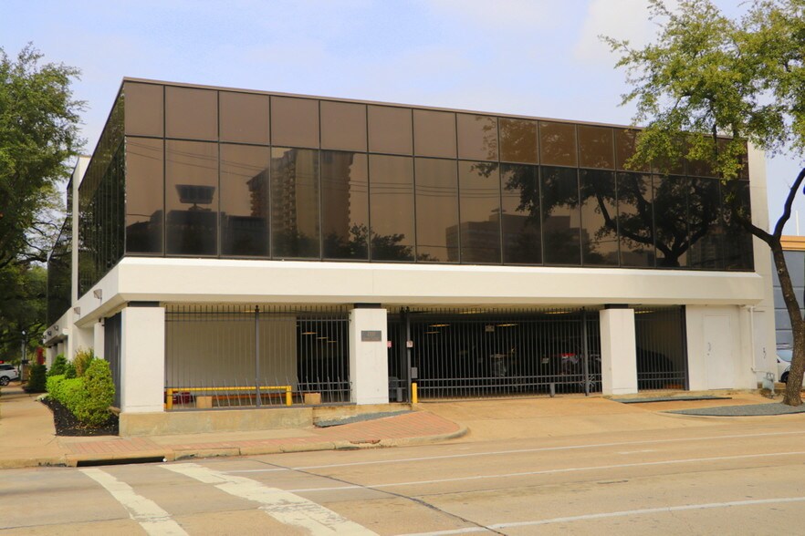 2118 Smith St, Houston, TX à louer - Photo de l’immeuble – Image 3 sur 16