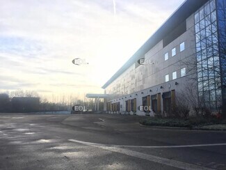 Plus de détails pour Industriel/Logistique à louer